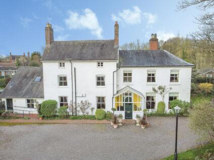 Stirchley Village, Telford, TF3