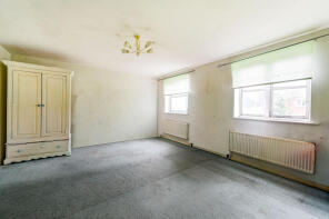 82, Harlinger Street, London SE18 5SZ