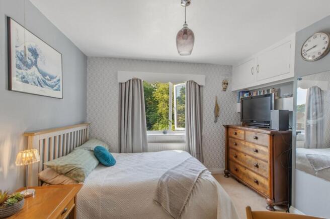 4 bed Semi-Detached for sale Image 9