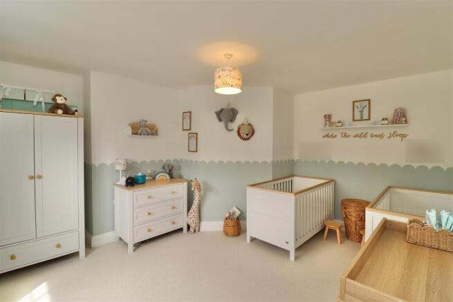 3 bed Detached for sale Image 11