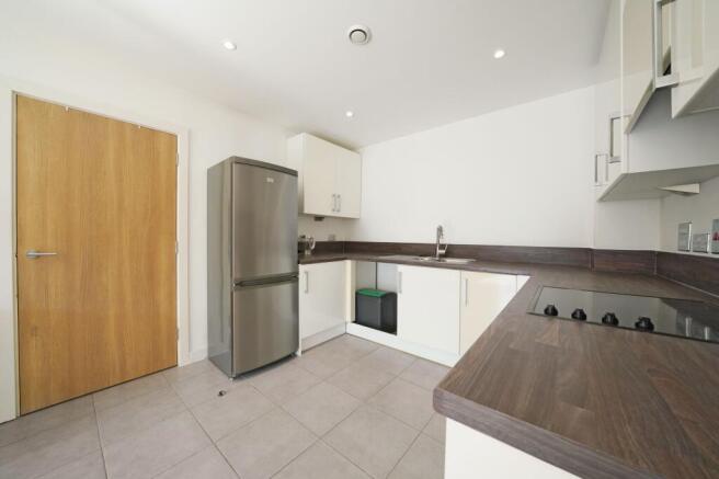 Flat 16, Oak Lodge - rymWrVUGbTUGU3PALu52