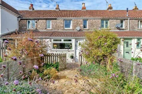 Charming two bedroom terraced cottage in the heart of Wrington village.