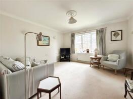 5, Copenhagen Walk, Crowthorne RG45 7QU