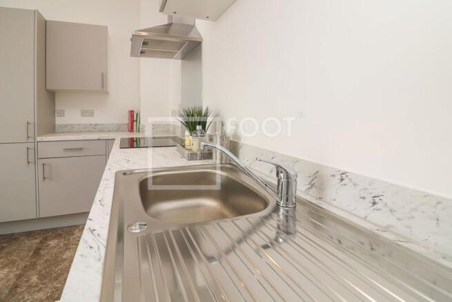 1 bed Apartment to rent Image 10