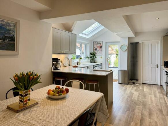 Kitchen/Breakfasting Room