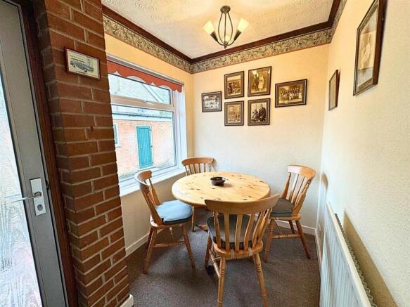 Breakfast Room