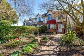 69, Park Crescent, Erith DA8 3EA