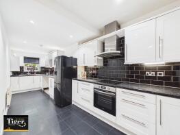 37, Collyhurst Avenue, Blackpool FY4 3NF