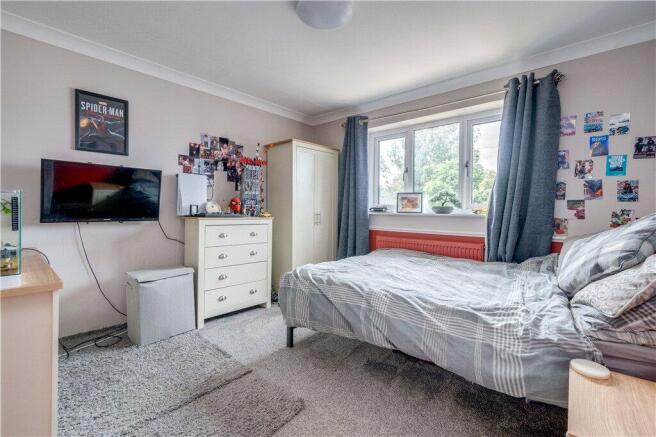 3 bed Terraced for sale Image 8