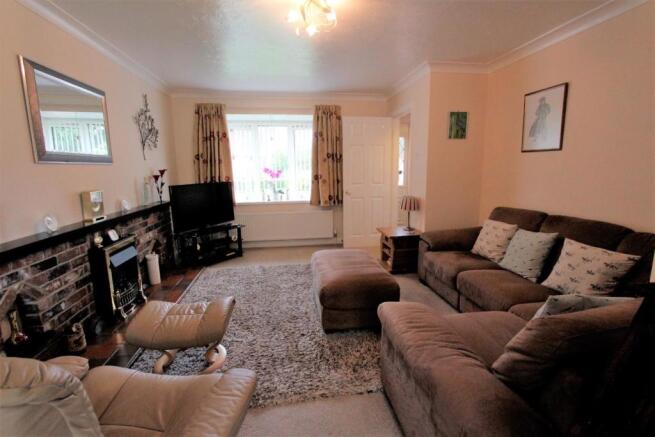 Living Room.JPG