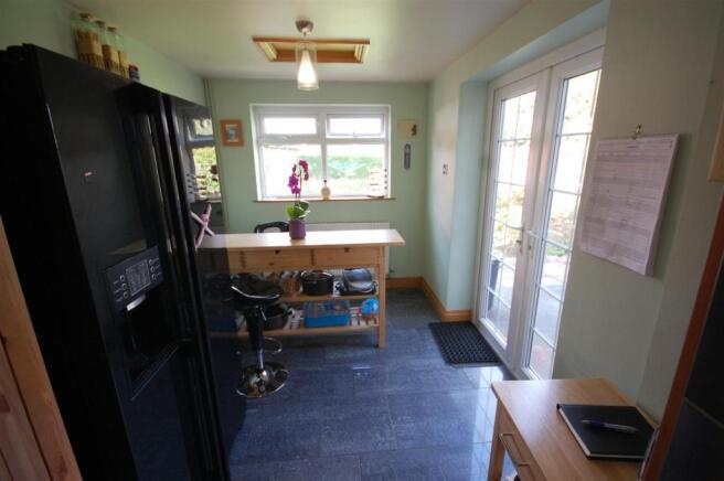Kitchen/Breakfast