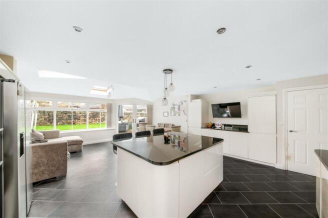 LIVING DINING KITCHEN