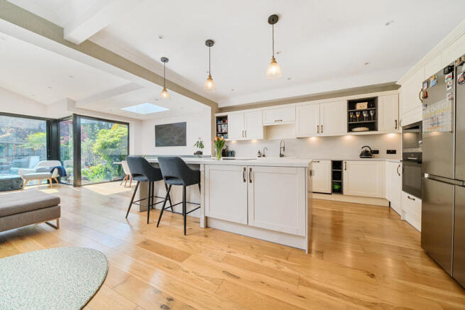 Kitchen/Dining
