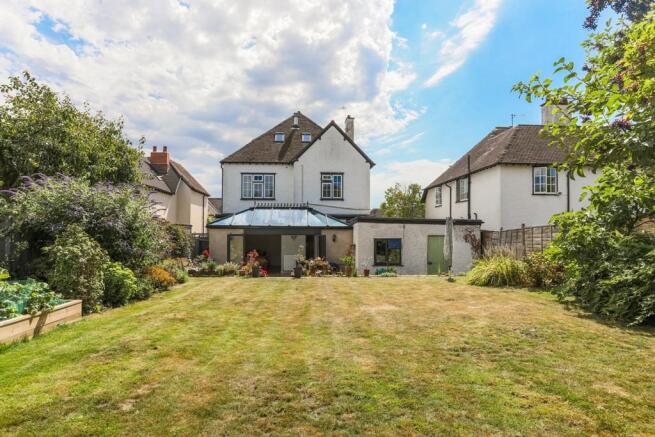 Rear Aspect