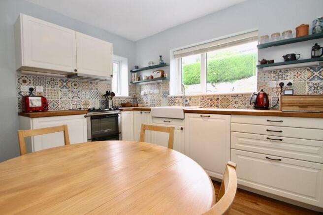 Eat in kitchen