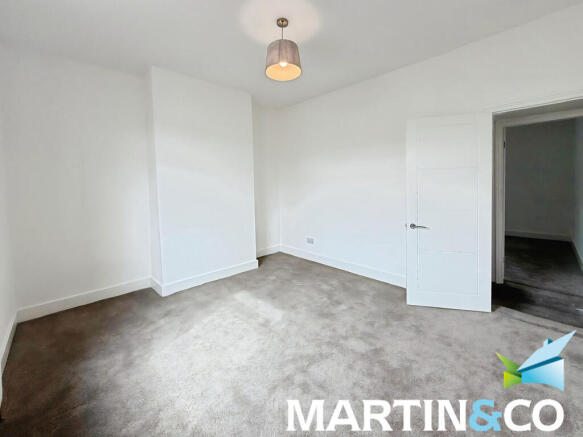 2 bed Terraced for sale Image 7