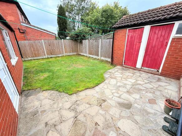3 bed Semi-Detached for sale Image 12