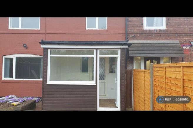 3 bed Terraced to rent Image 10