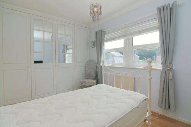 2 bed Terraced for sale Image 12