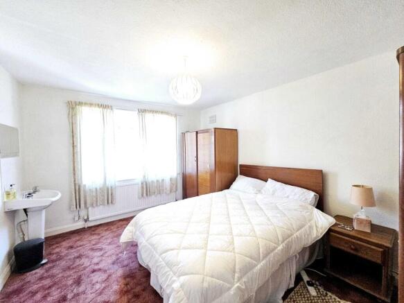 4 bed End of Terrace for sale Image 8