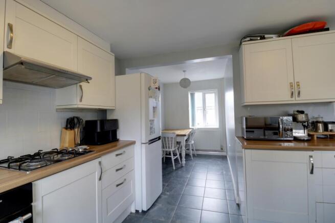 Kitchen b