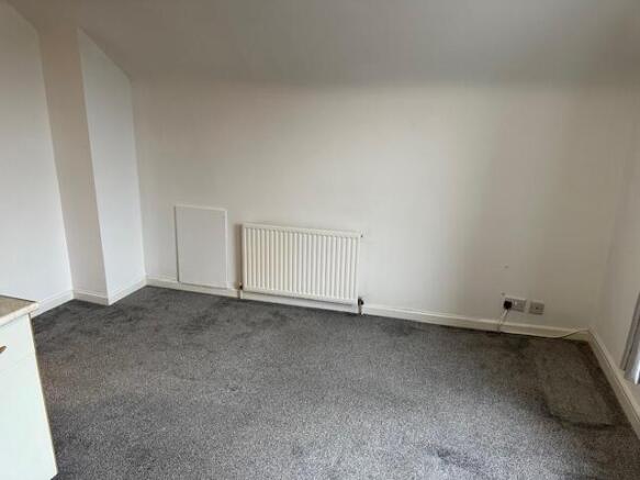 1 bed Flat to rent Image 10