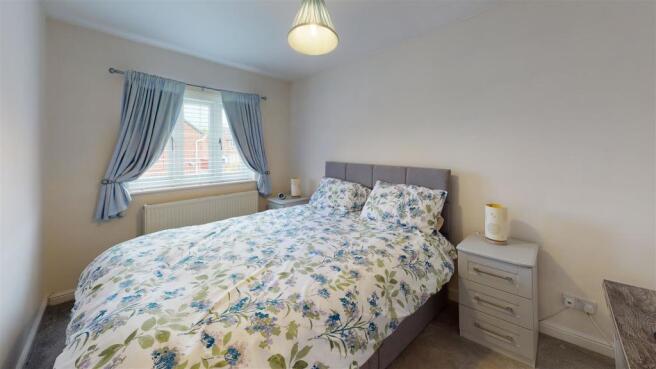 16-Weare-Grove-Bedroom.jpg