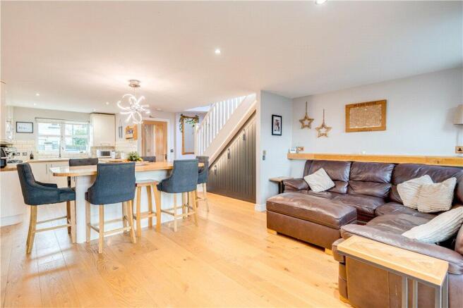 Living/Dining area