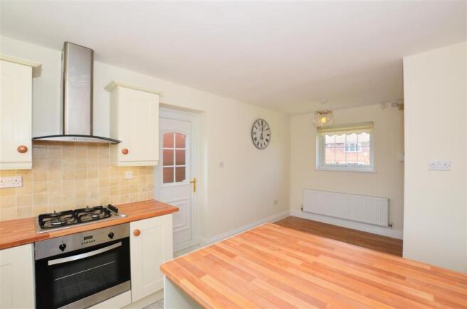 Dining/Kitchen