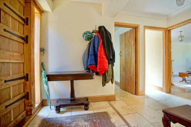 Photo 11