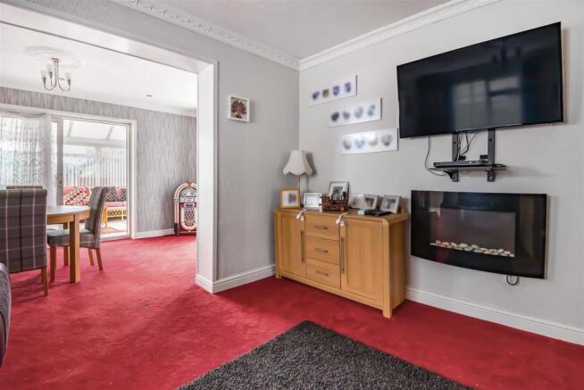 Lounge..jpg