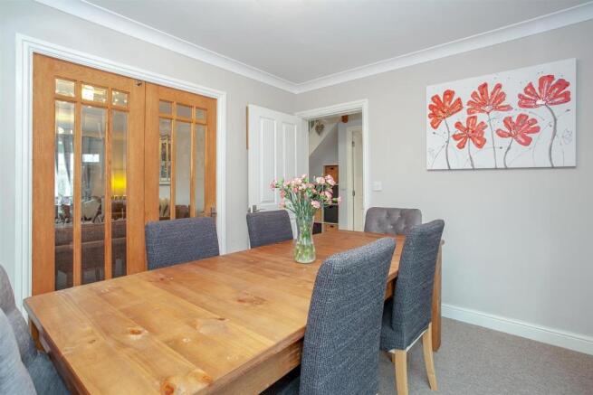 Dining Room 2.jpg