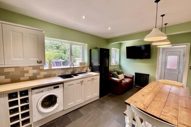 Kitchen Diner 