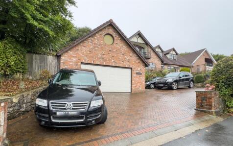 Henllys Village, Henllys, Cwmbran