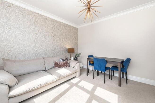 4 bed Semi-Detached for sale Image 6