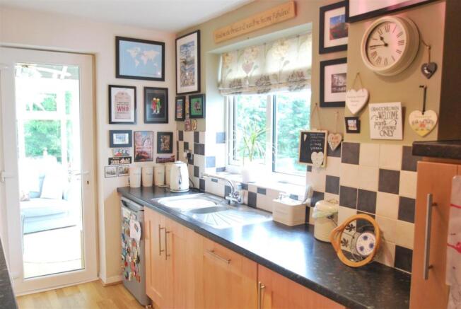 18 swireford kitch1.JPG