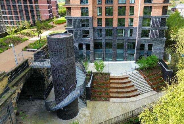 3 bed Apartment to rent Image 9