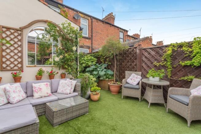 2 bed House for sale Image 5