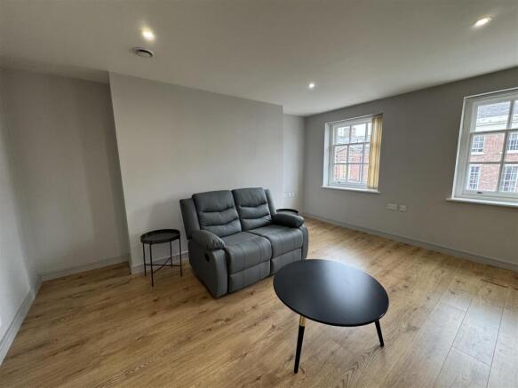 7 53 P - Living Room.jpeg