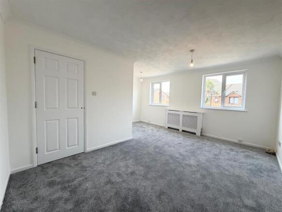 Sitting Room - 1st Floor