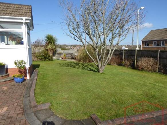 Front & Side Garden