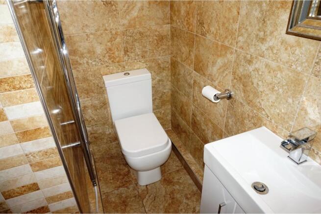 Master En-suite