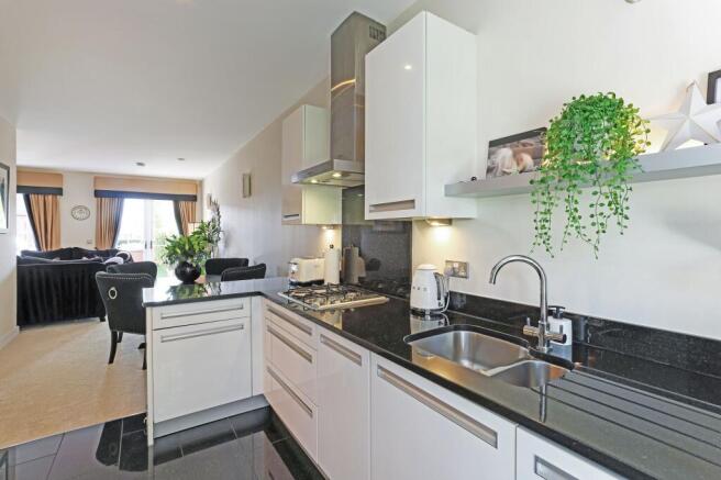 4 bed End of Terrace for sale Image 6