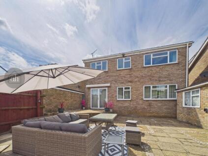 Honeymeade Close, Stanton,