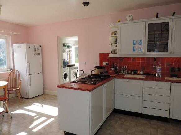 Kitchen/Breakfast...
