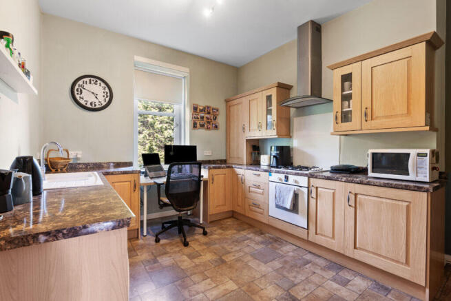 1/1, 3 Main Street, Clarkston Glasgow G76 8DS photo 4