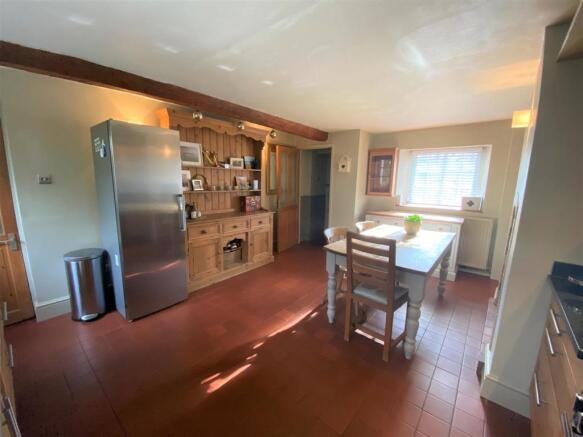 Kitchen / Dining room