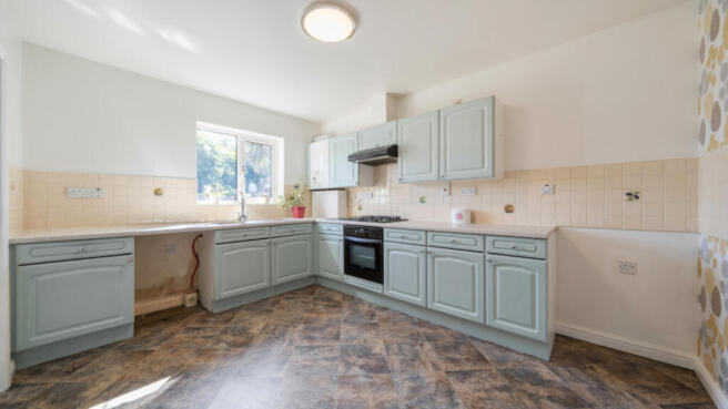2 bed Bungalow for sale Image 5