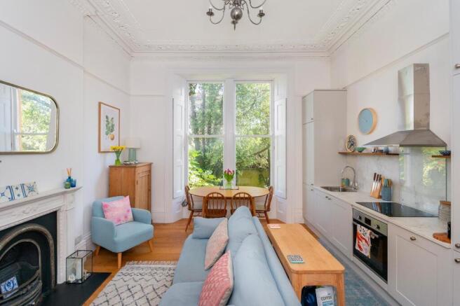 F12P1R8CN - Reception D.jpg