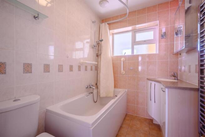 8467395-interior15.jpg